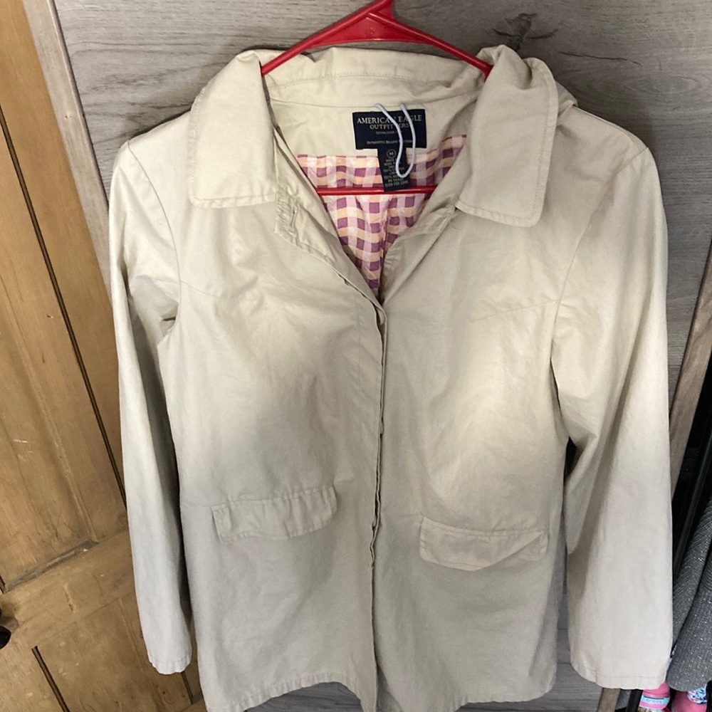 American eagle khaki button up long lightweight coat